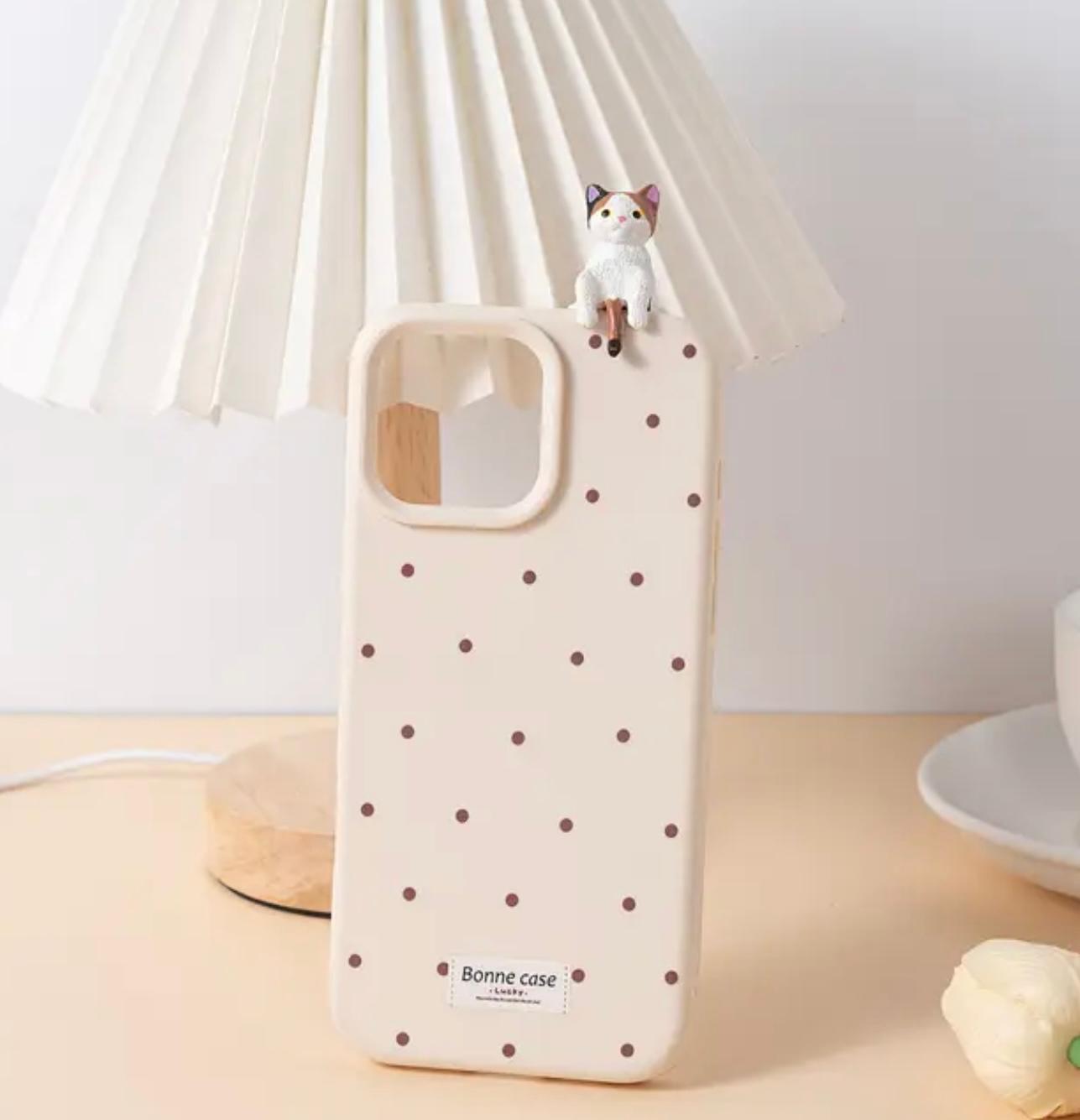 İphone Sevimli 3D Yatan Kedi Puantiyeli Tasarım Telefon Kılıfı