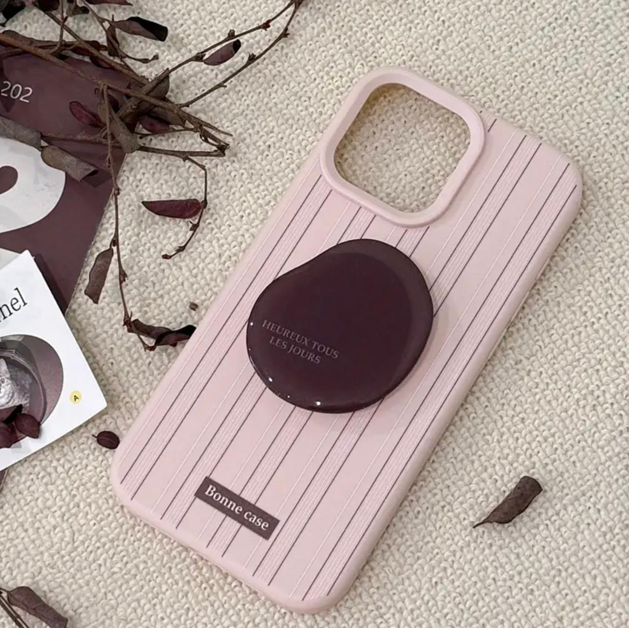 İphone pembe üzerine kahve dikey çizgili ve kahve çekirdeği tutucu aparatlı telefon kılıfı