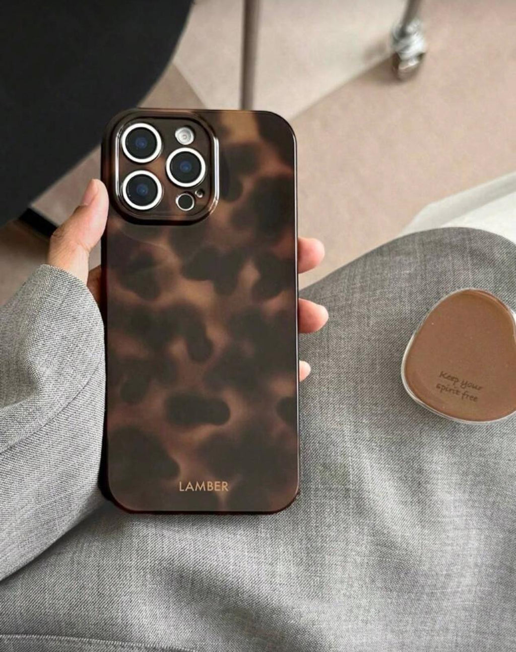 İphone  retro amber desenli kahve çekirdeği tutucu aparatlı telefon kılıfı